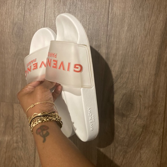 100% Authentic Givenchy Clear rubber slides - Picture 2 of 7